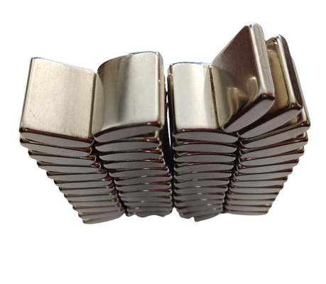 خرید آهنرباهای موتور نئودیمیوم قوسی N52 با دینام اتومبیل Ac Motor انرژی رایگان دریافت می کنند online manufacture