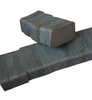 خرید منحنی سفارشی شکل منحنی شکل C5 درجه ناوبری نور فریت موتور مگنت online manufacture