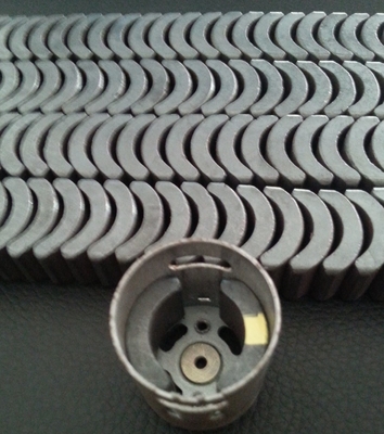 خرید آهنرباهای قوس طوفان Y30 Grade Ferite for Motors online manufacture