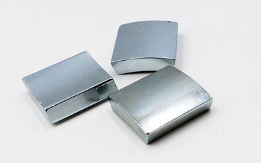 خرید منحنی N52 درجه Ndfeb مگنت دائمی برای ژنراتور توربین های بادی موتور / باد online manufacture