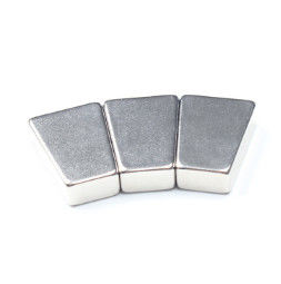 خرید آهنرباهای دیسکی نئودیمیم N52 D50X15 آهنربای متخلخل قوی NdFeB online manufacture