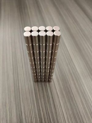 خرید آهنرباهای دیسکی دوگانه NiCuNi فوق قوی با درجه استحکام بالا مگنت دائمی N52 NdFeB online manufacture